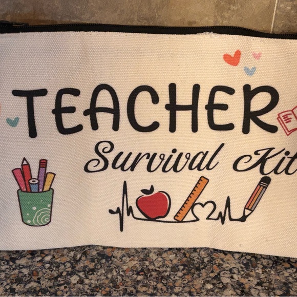 🆕 Teacher Survival Kit - Picture 7 of 10